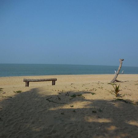 Kanan Beach Resort Nileshwar Bagian luar foto